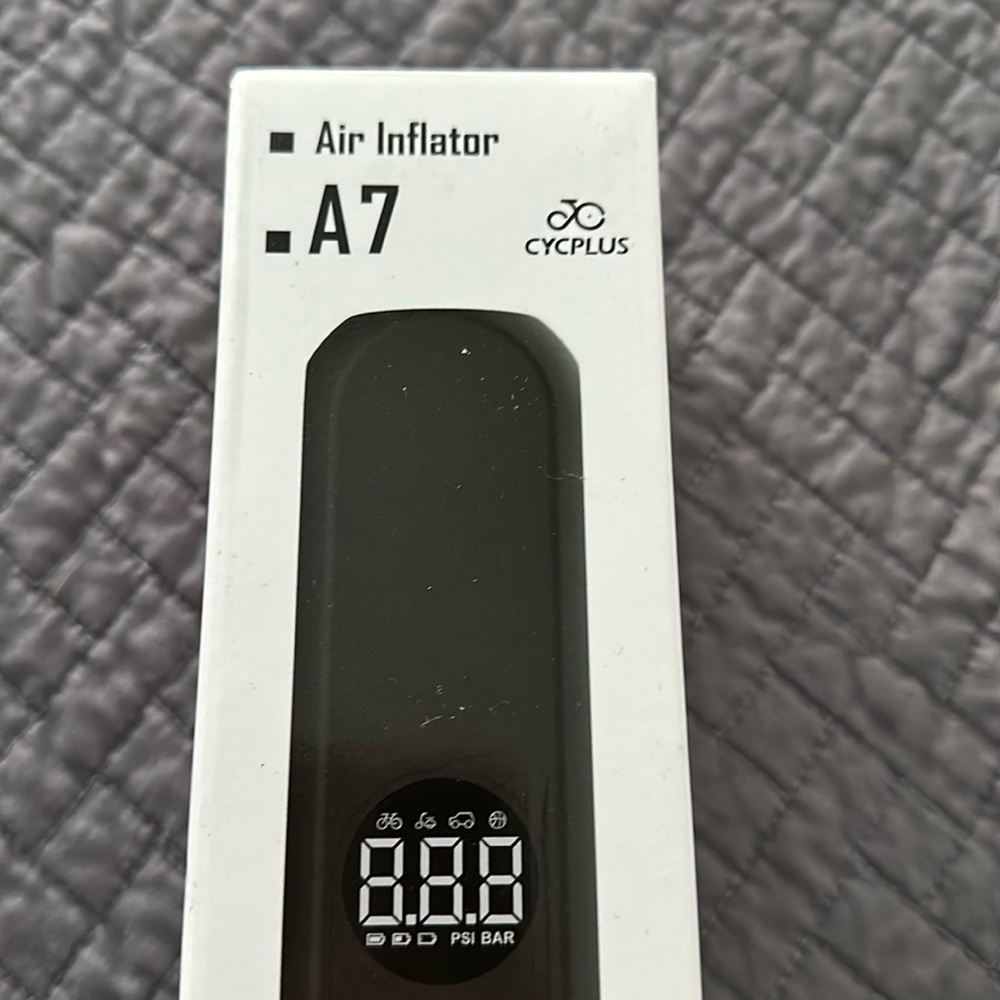 Cycplus electric air inflator a7
